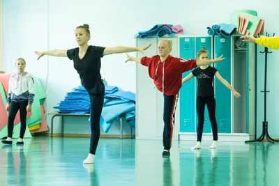 Центр танцевального спорта «Статус»: Современная хореография и чир-спорт