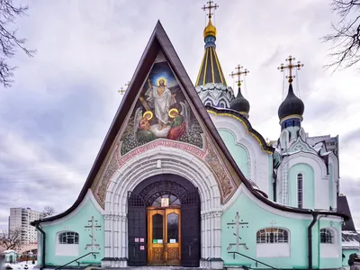 Волгоградская епархия пытается отобрать храм у местного прихода - 9 октября  2023 - V1.ру
