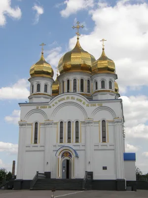 File:Свято-Покровский храм (01).jpg - Wikimedia Commons