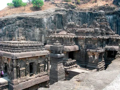 Скальные храмы Индии в современной архитектуре