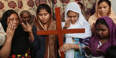 Christian cross logo, результатов — 35 670: фотографии без лицензионных  платежей и стоковые изображения | Shutterstock