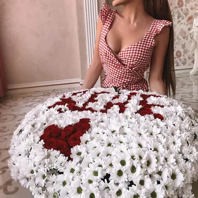 Купить Белоснежные одноголовые хризантемы в Нижнем Новгороде