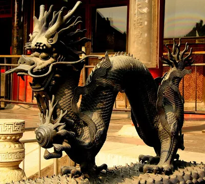 иллюстрация китайских драконов Иллюстрация штока - иллюстрации  насчитывающей драконы, статуя: 267342396