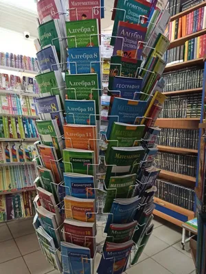 Свои книги - Книжный магазин в Петербурге