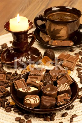 Сладкий Десерт: Черный Кофе И Шоколад Стоковые Фотографии | FreeImages