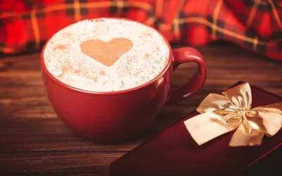 Две чашки кофе с красными сердечками на деревянном фоне, вид сверху ::  Стоковая фотография :: Pixel-Shot Studio