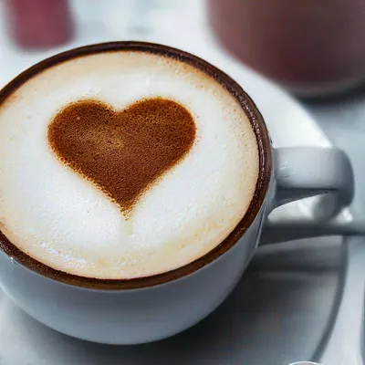 Чашка кофе с сердечком, белоснежный …» — создано в Шедевруме