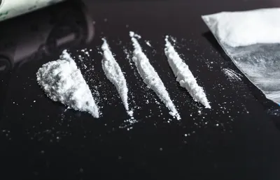 Кокаиновая зависимость: признаки, последствия, лечение зависимости от  кокаина