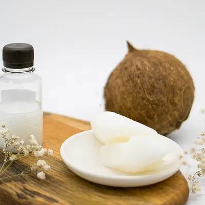 Кокосовое масло: польза для волос, лица и тела, отзывы врача | РБК Стиль