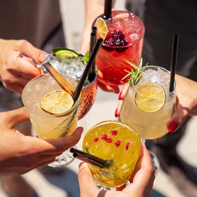 Новинка месяца🔥 Коктейли без сахара! Lobby Bar представляет новый сет  коктейлей, которые совсем не содержат сахар! На ваш вкус… | Instagram