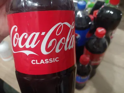 В российских магазинах заметили Кока-Колу из Киргизии с надписью Классикалык