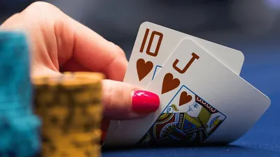 Покер на 36 карт ― как играть, правила игры, комбинации, стратегии для  начинающих