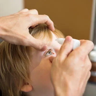 HYLO Забота о Глазах - Как правильно закладывать глазную мазь из тубы? Не  многие знают, что существует некоторые правила: 1. Необходимо обязательно  вымыть руки с мылом или продезинфицировать салфетками или санитайзером. 2.