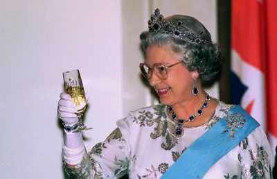 Елизавета II: 100 архивных фото королевы Великобритании