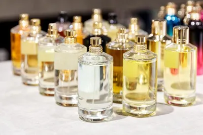 Как правильно выбирать парфюм и косметику к 8 марта: советы  Роспотребнадзора - Новости Тулы и области - MySlo.ru