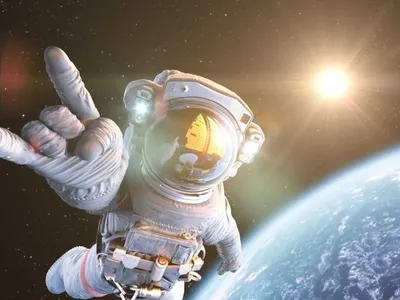 Союз\" вернул на Землю космонавтов, залатавших трещины на МКС | Euronews