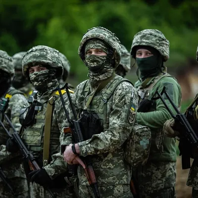 КРАКЕН ПОКАЗАЛ СВОЕ ЛИЦО! НАШЛИ ЧЕРНУЮ ЖЕМЧУЖИНУ И БОСС СИРЕНА! 2 ГЛАВА  ОБНОВЛЕНИЯ В SEA OF THIEVES - YouTube