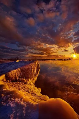 Отражение красивого заката с …» — создано в Шедевруме