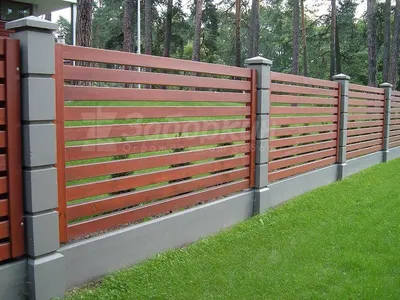 Цена на деревянный комбинированный забор в Москве. Заказать комбинированный  забор из дерева
