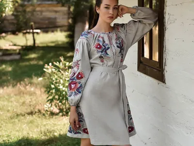 Самые красивые длинные платья в осенне-зимних коллекциях | Vogue UA