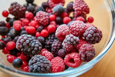 Первые ягоды нового урожая уже вовсю продаются на рынках и в магазинах -  Новости - Интернет-портал Gazeta-bam.ru