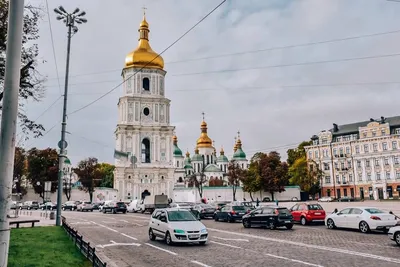 Столица Украины, Киева Красивый городской пейзаж весны Стоковое Фото -  изображение насчитывающей золотисто, прописно: 54897658