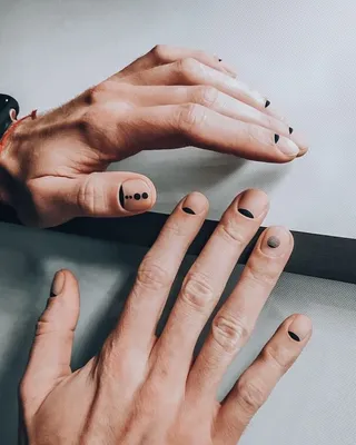 МАНИКЮР•ПЕДИКЮР•ДОМОДЕДОВО в Instagram: «Красивые руки - уверенность в себе  💯⠀ .⠀ Согласны?» | Маникюр, Золотые ногти, Дизайнерские ногти