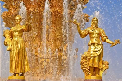 30 самых необычных и красивых фонтанов мира