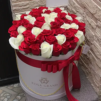 Купить вывернутые красные розы с доставкой Кишинев, Молдова