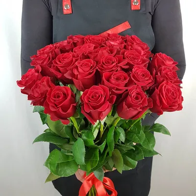 Элитные красные розы: цена, заказать с доставкой по Москве в  интернет-магазине Cyber Flora®