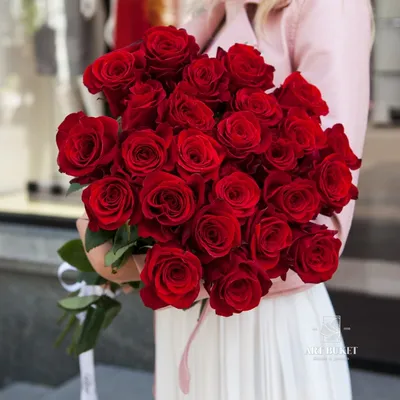 Обои для рабочего стола роза красных Цветы Коробка на черном фоне