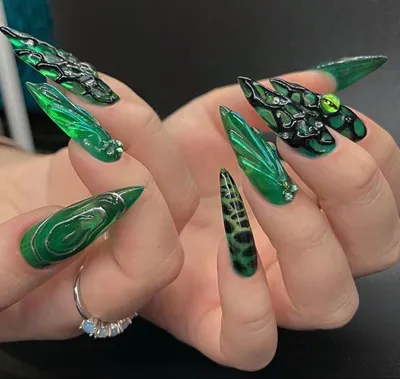 Nails ♧ | Дизайнерские ногти, Острые ногти, Зеленый маникюр