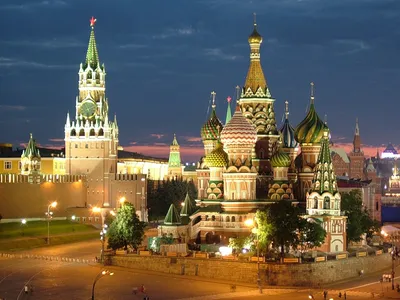 Москва Кремль в лете, Россия Стоковое Изображение - изображение  насчитывающей напольно, москва: 98355377