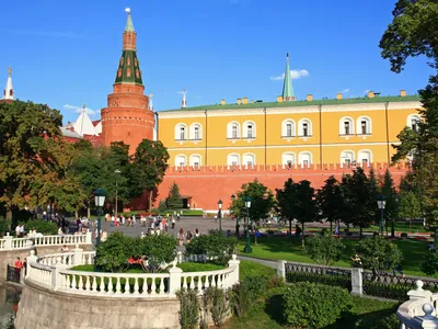 Московский кремль | теплоходные прогулки и экскурсии с видом на Московский  кремль