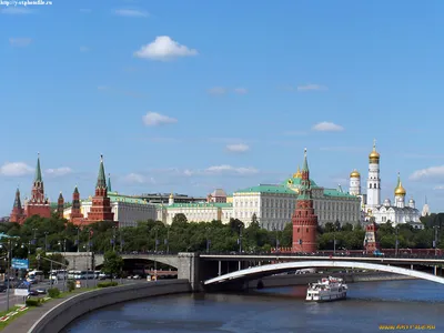 Картина маслом \"Вид на Кремль ранним утром\" 60x90 SK191002 купить в Москве