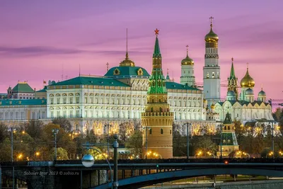Нейросеть показала, как бы горел кремль на известных картинах: вышло очень  красиво - МЕТА