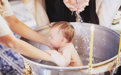Крещение ребенка: Приметы и обряды