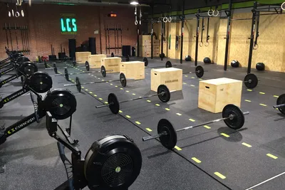 CrossFit Open – Cross World