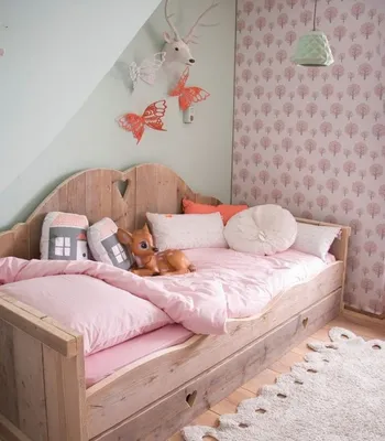 Кровати с подъемным механизмом: как сэкономить место в спальне