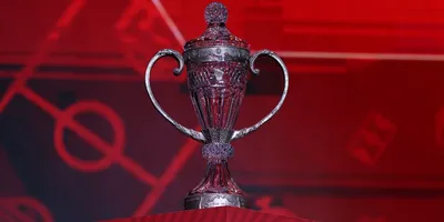 Кубок чемпионата Европы 2020 года прибыл в Баку