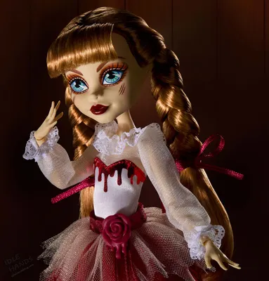Костюм куклы Аннабель на Хэллоуин