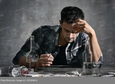 BETALIFE — Как курение и алкоголь влияют на людей с рассеянным склерозом