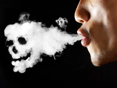 Имплантация и курение – можно ли курить табак или вейп до и после установки  зубных имплантов?