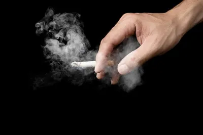 Курящие люди умирают от коронавируса чаще, чем некурящие -  KrasnoyarskMedia.ru
