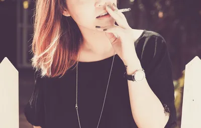 Женщины в Европе менее охотно отказываются от курения, чем мужчины |  Новости ООН