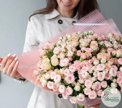 Купить кустовые розы с доставкой по Екатеринбургу - интернет-магазин  «Funburg.ru»