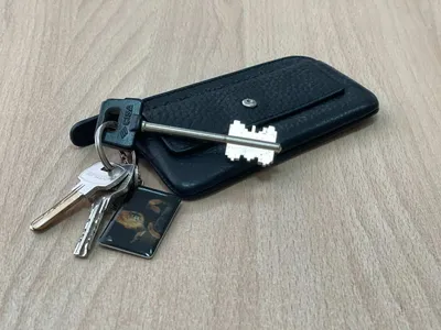 Стопка денег перевязанная лентой ключи от квартиры машины Stock Photo |  Adobe Stock