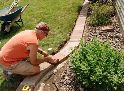 Ландшафтный дизайн участка своими руками | Rasenkanten, Garten  landschaftsbau, Garten pflanzen