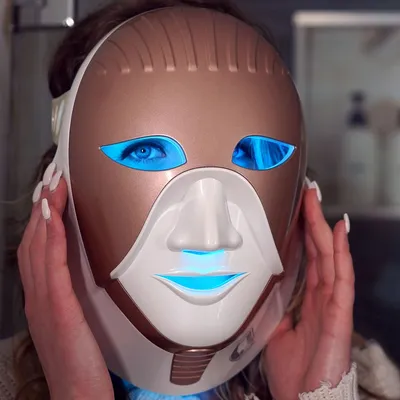 X8 Multi-Purpose LED PHOTON Skincare Mask | Non-Surgical Solution LED –  Prédiré Paris