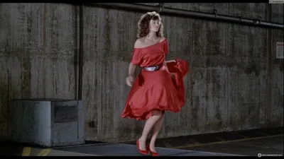 The Woman in Red: роковое красное платье в кино | КиноТВ
